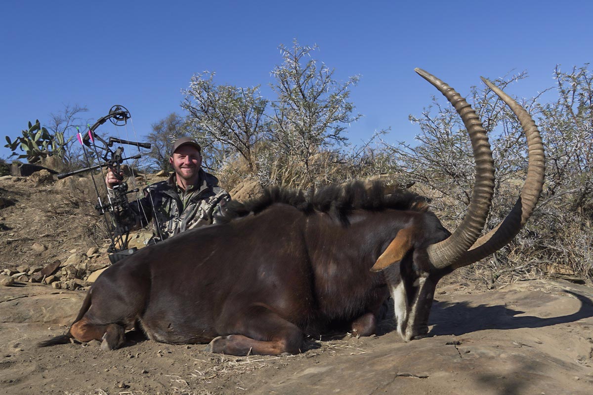 Cable Smith African Bow Hunt with John XSPP01695E